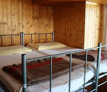 采尔马特马特宏峰旅舍 *
